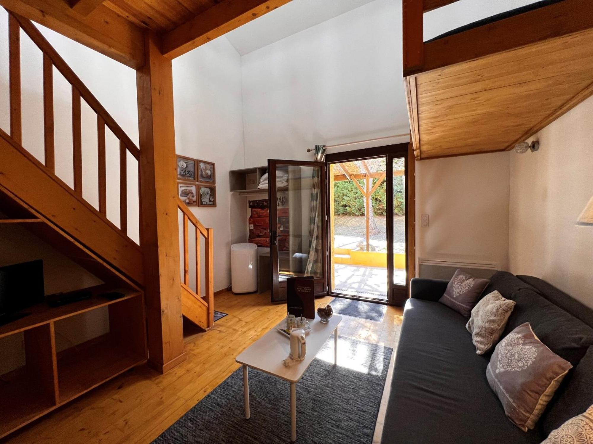 ベルヴィアンヌ・エ・カヴィラック ル ジャルダン デ ゴルジュ Bed & Breakfast 部屋 写真